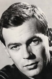 Burnell Tucker