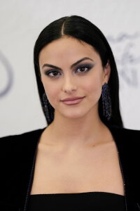 Camila Mendes