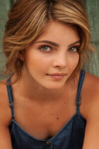 Camren Bicondova