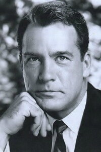 Carl Betz