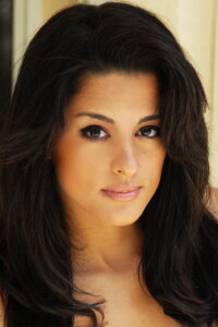 Carmela Zumbado