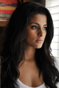 Carmela Zumbado