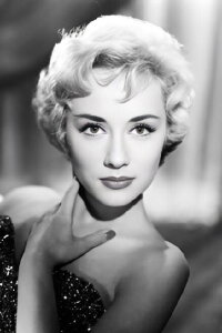 Carole Lesley