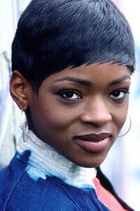 Caroline Chikezie