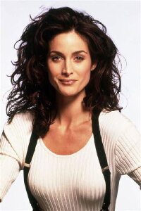 Carrie-Anne Moss