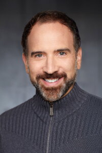 César Gamiño