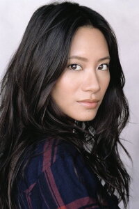 Chantal Thuy