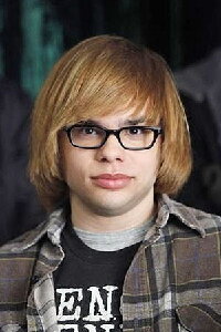 Charlie Saxton