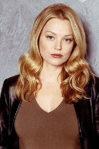Charlotte Ross