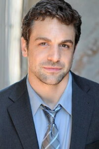 Chris L. McKenna