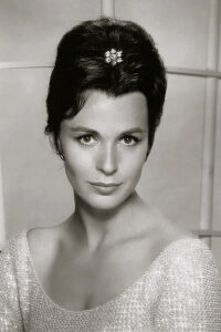 Claire Bloom