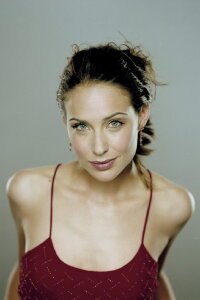 Claire Forlani