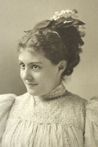Clara Blandick