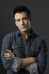 Colin Donnell