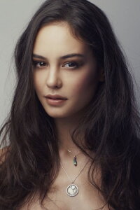 Courtney Eaton