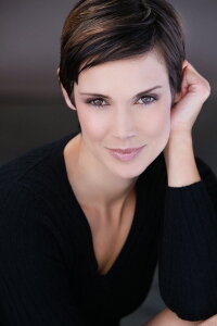 Dahlia Legault