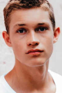 Damian Hardung