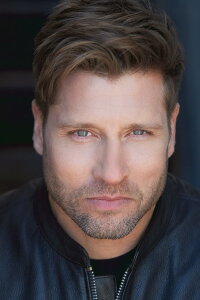 Damon Runyan