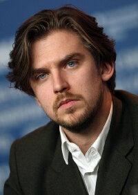Dan Stevens