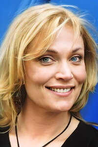Daphne Ashbrook