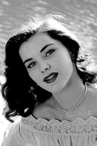 Debra Paget