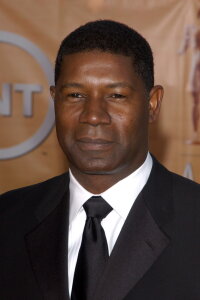 Dennis Haysbert