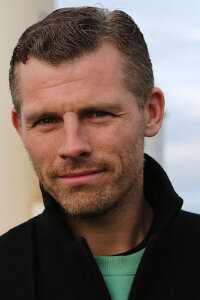 Des Bishop