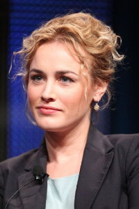 Dominique McElligott