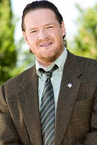Donal Logue