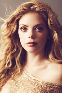 Dreama Walker