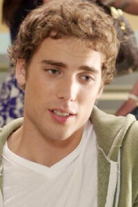 Dustin Milligan