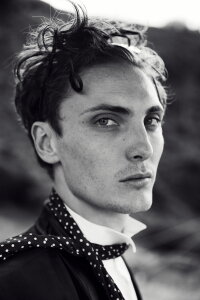 Eamon Farren