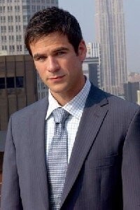 Eddie Cahill