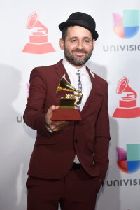 Eduardo Cabra