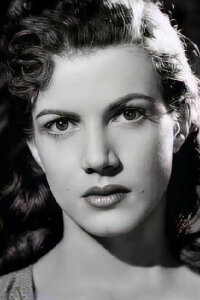 Elda Peralta