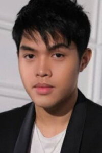Elijah Canlas