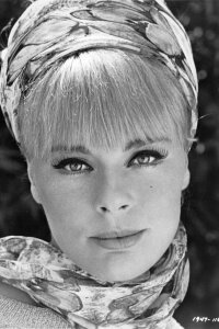 Elke Sommer