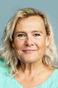 Ella Kenion
