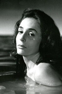 Ellie Lambeti