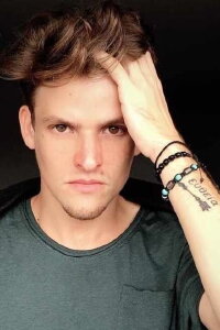Elvis Xavier