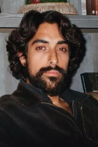 Eman Esfandi