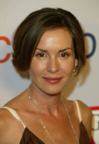 Embeth Davidtz