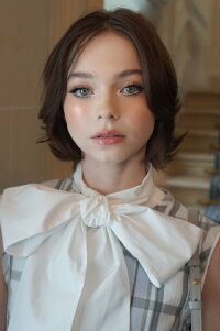Emma Myers