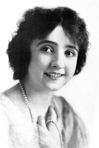 Enid Markey