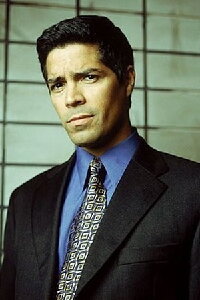 Esai Morales