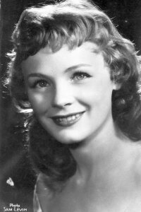 Etchika Choureau