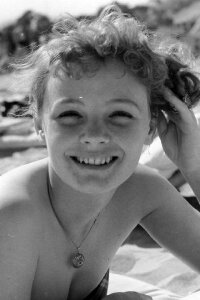 Etchika Choureau
