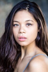 Eva Noblezada