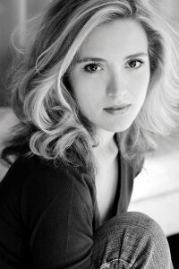 Evelyne Brochu