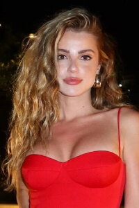 Ezgi Eyüboğlu